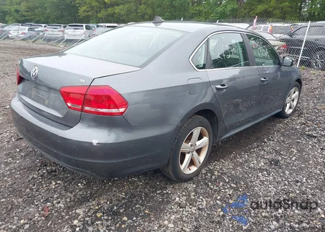 2013 Volkswagen Passat 2.5L Se from USA, damaged, VIN 1VWBP7A32DC047750